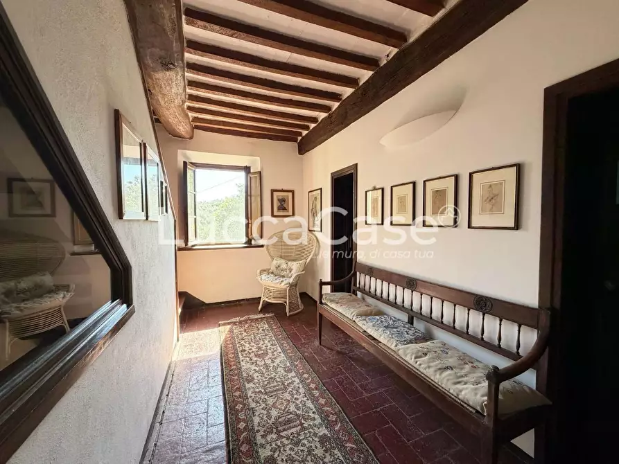 Immagine 24 di Villa in vendita  a Lucca