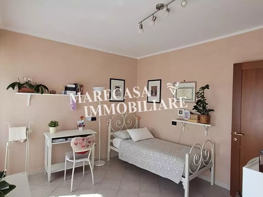 Immagine 6 di Appartamento in vendita  a Massa