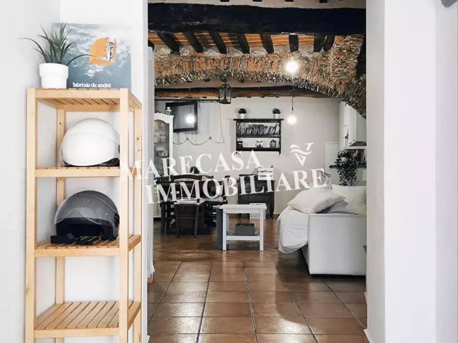 Immagine 13 di Appartamento in vendita  a Massa