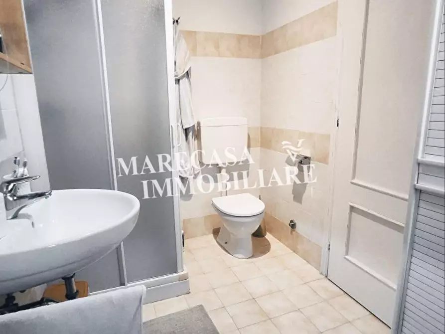 Immagine 16 di Appartamento in vendita  a Massa