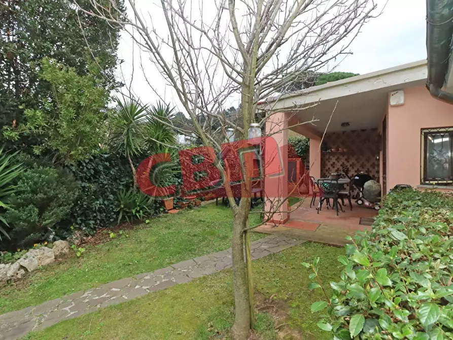 Immagine 36 di Casa semindipendente in vendita  a Livorno