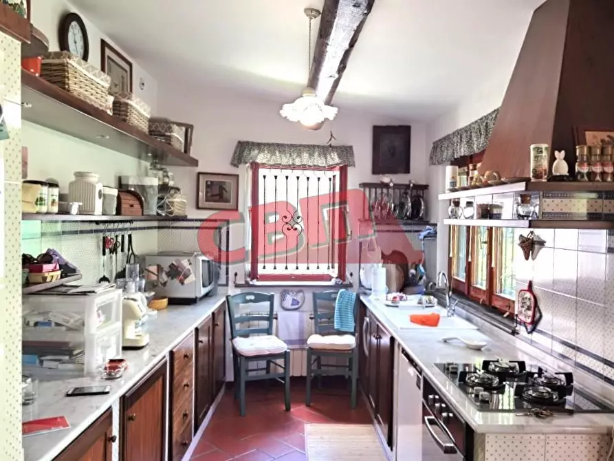 Immagine 20 di Villa in vendita  a Livorno