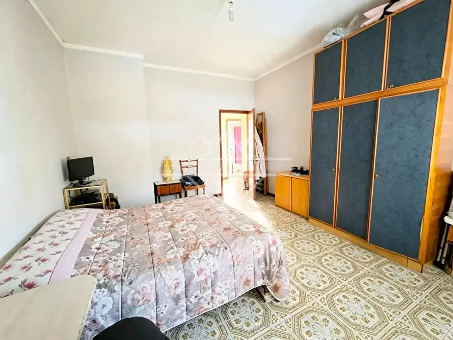 Immagine 11 di Appartamento in vendita  a Carrara