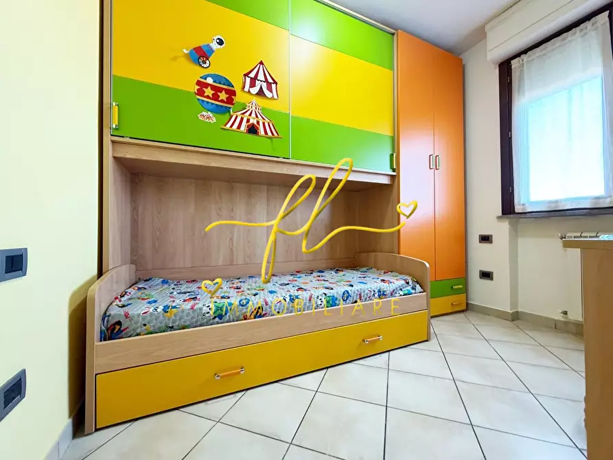 Immagine 11 di Appartamento in vendita  a Cecina