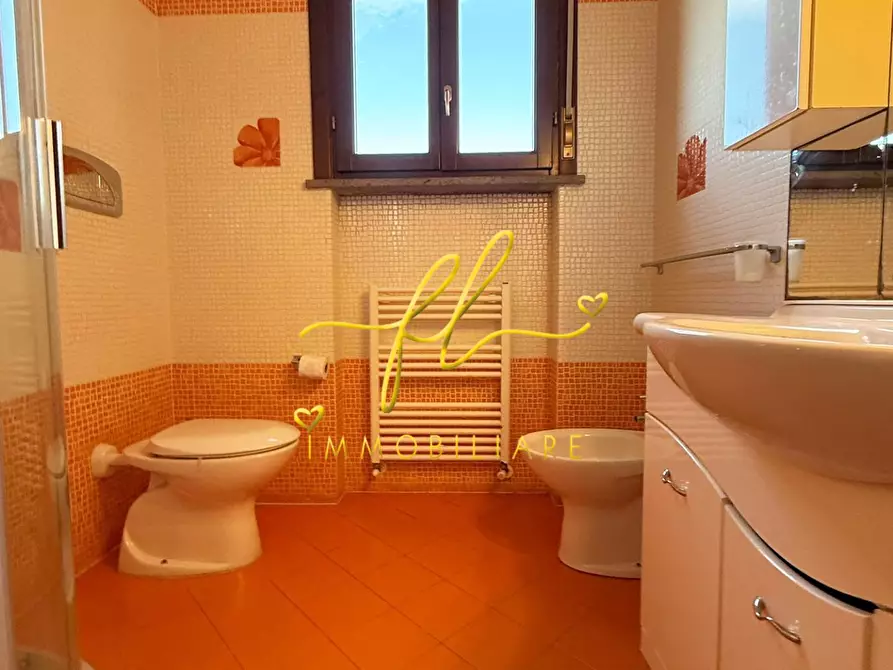 Immagine 15 di Appartamento in vendita  a Cecina