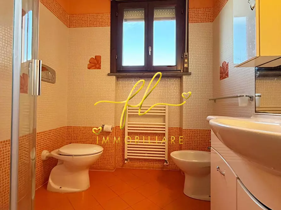 Immagine 13 di Appartamento in vendita  a Cecina