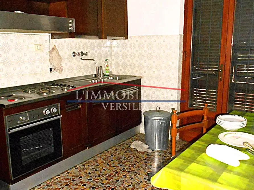 Immagine 4 di Casa semindipendente in vendita  a Massa