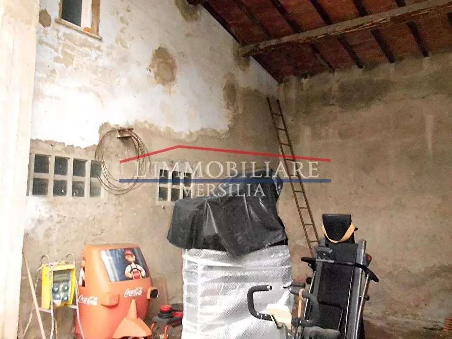 Immagine 33 di Casa semindipendente in vendita  a Massa
