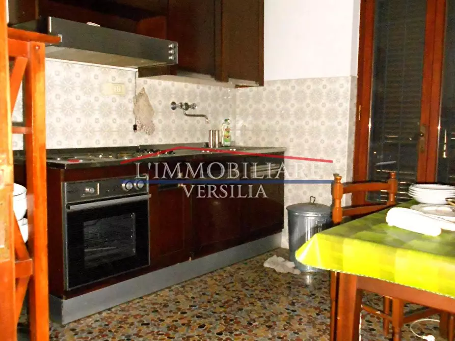 Immagine 8 di Casa semindipendente in vendita  a Massa