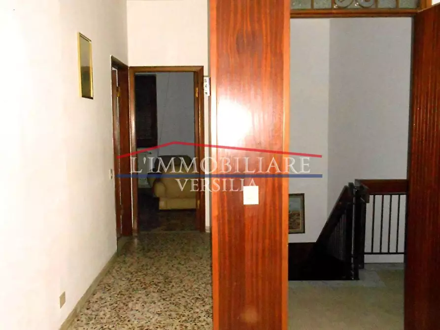 Immagine 20 di Casa semindipendente in vendita  a Massa