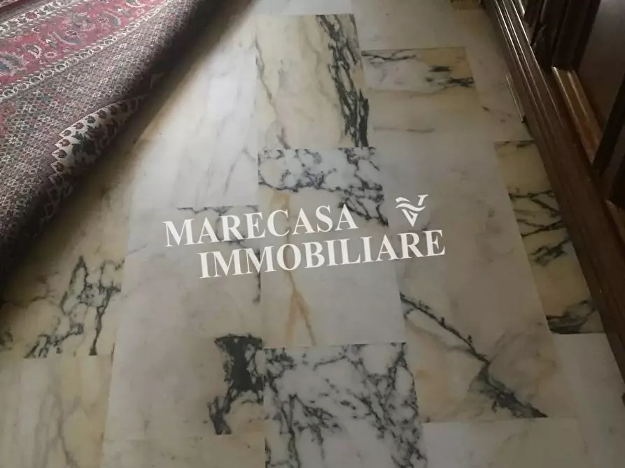 Immagine 10 di Immobile di prestigio in vendita  a Carrara