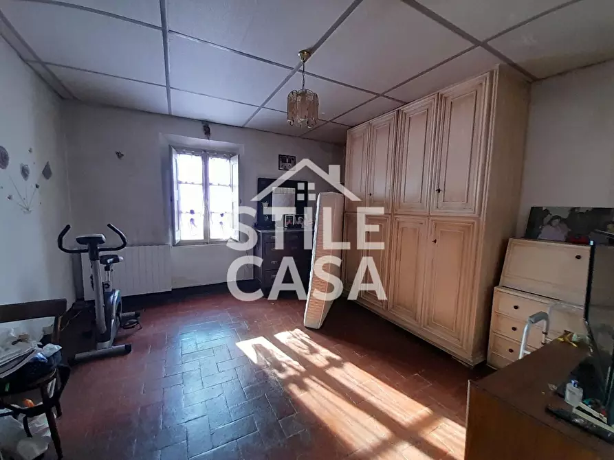 Immagine 36 di Casa colonica in vendita  a Altopascio