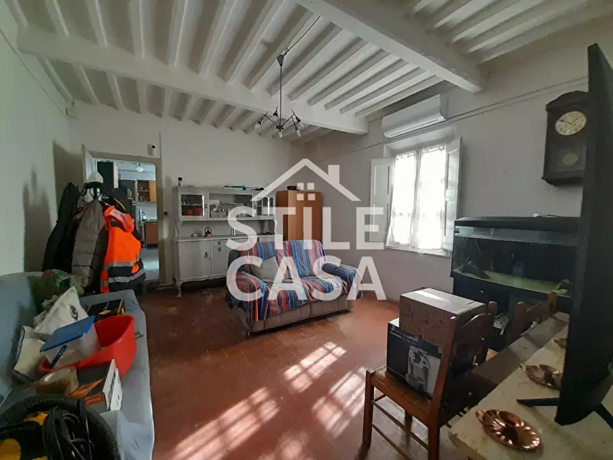 Immagine 24 di Casa colonica in vendita  a Altopascio