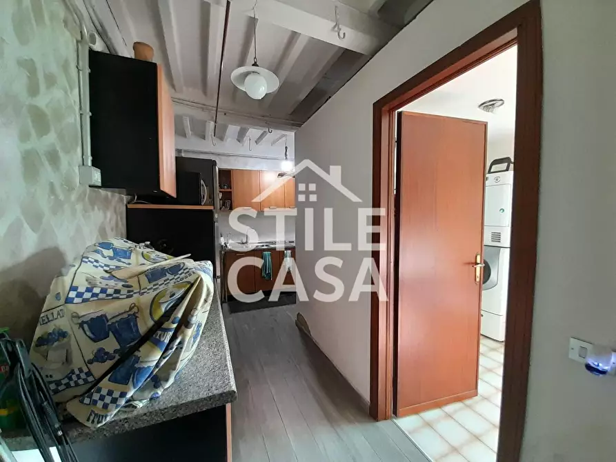 Immagine 20 di Casa colonica in vendita  a Altopascio