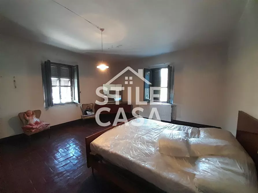 Immagine 35 di Casa colonica in vendita  a Altopascio