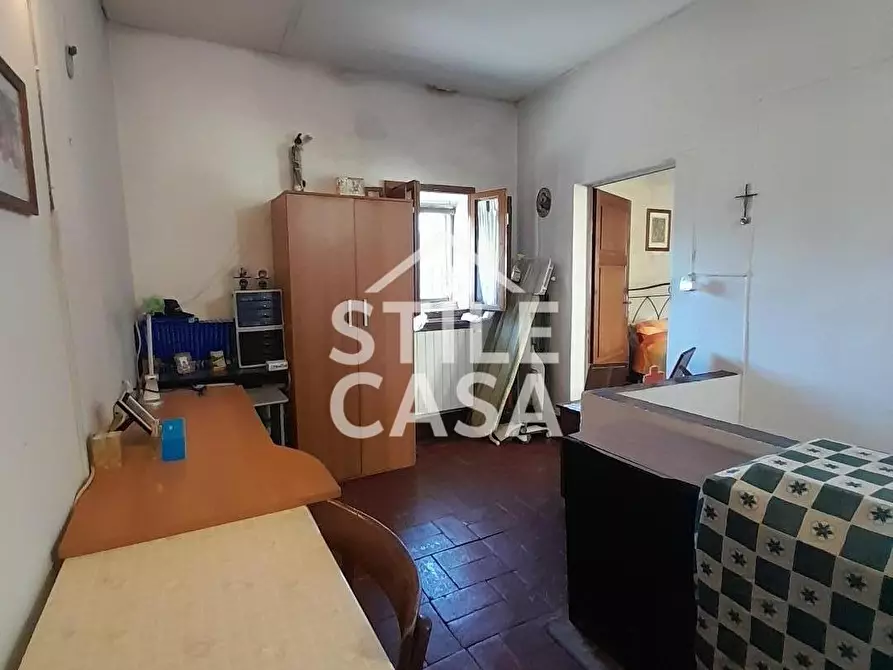 Immagine 42 di Casa colonica in vendita  a Altopascio