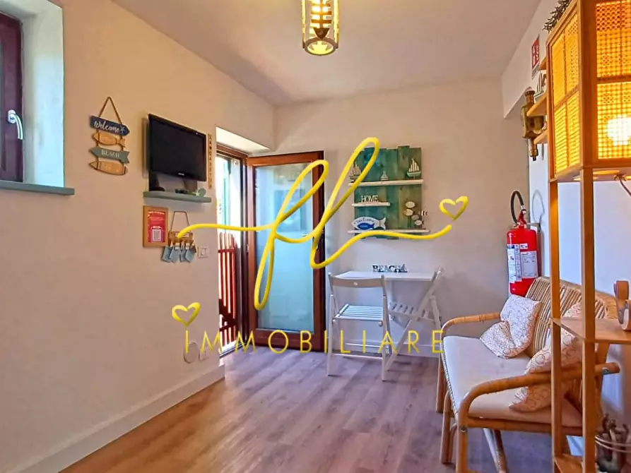 Immagine 2 di Appartamento in vendita  a Rosignano Marittimo