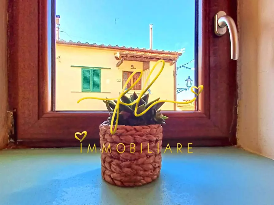 Immagine 3 di Appartamento in vendita  a Rosignano Marittimo