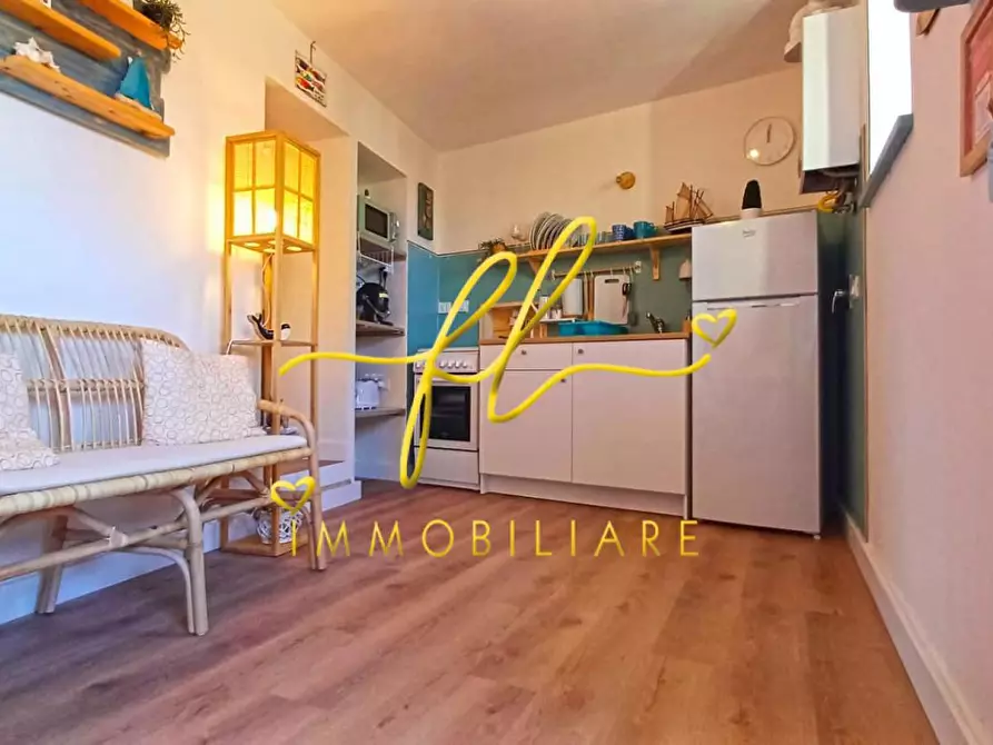 Immagine 1 di Appartamento in vendita  a Rosignano Marittimo