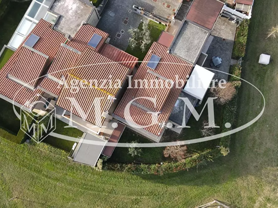 Immagine 40 di Villetta a schiera in vendita  a Calcinaia