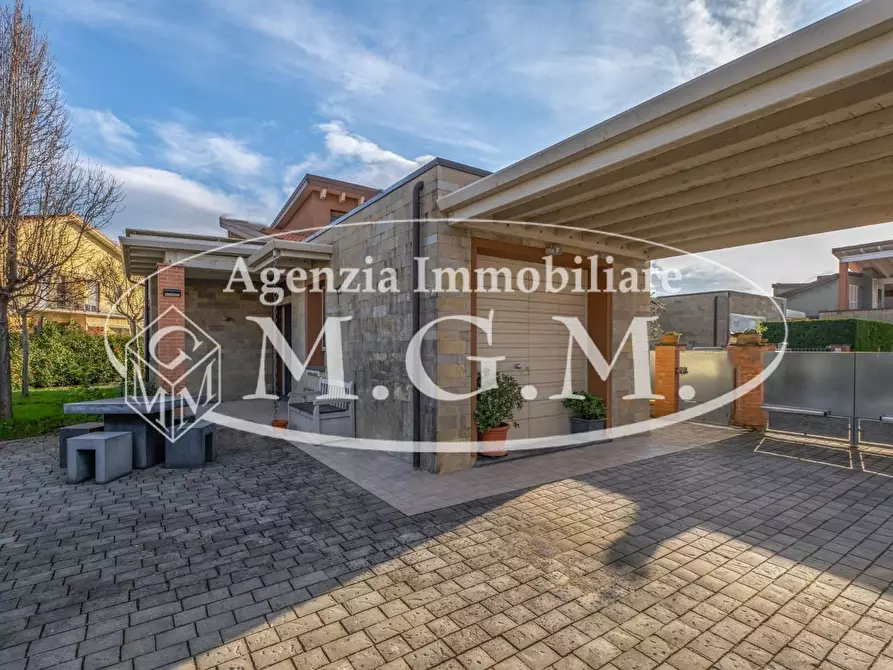 Immagine 4 di Villetta a schiera in vendita  a Calcinaia