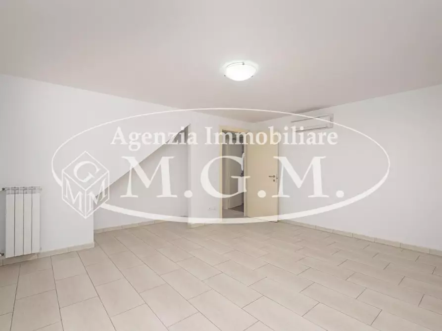 Immagine 29 di Villetta a schiera in vendita  a Calcinaia