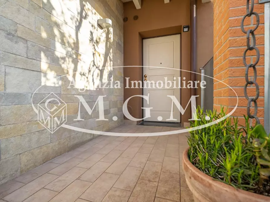 Immagine 9 di Villetta a schiera in vendita  a Calcinaia