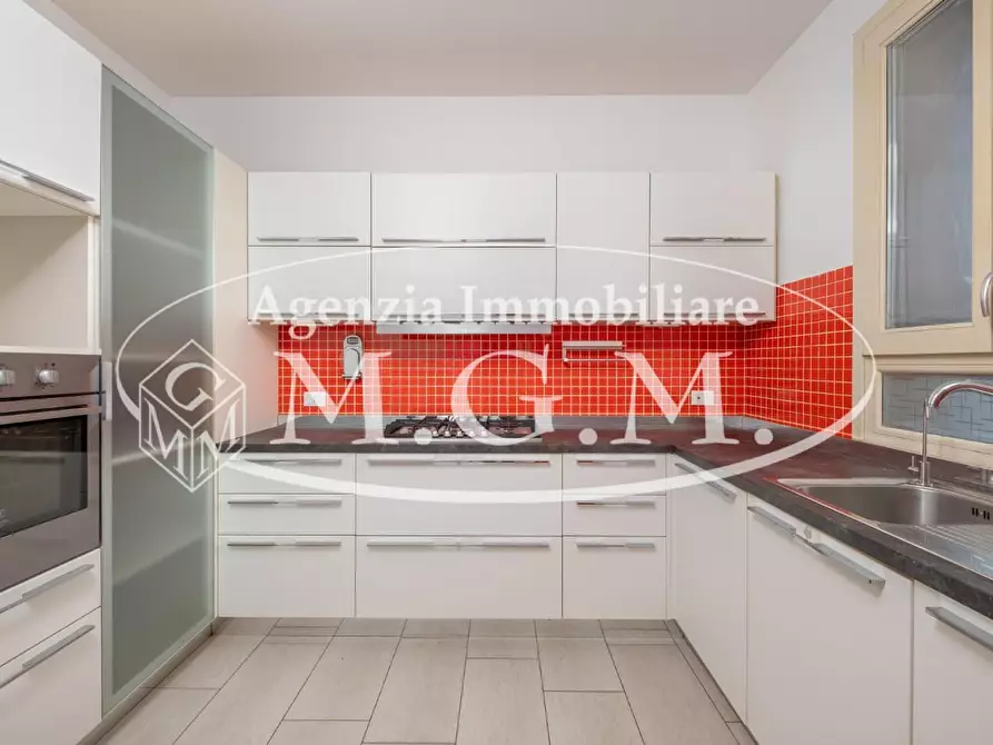 Immagine 14 di Villetta a schiera in vendita  a Calcinaia