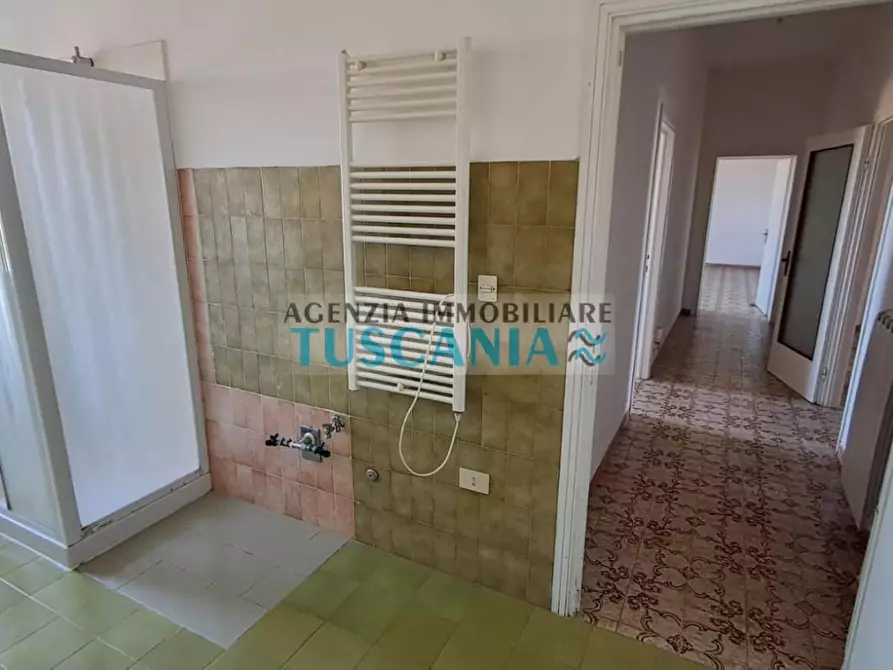 Immagine 10 di Appartamento in vendita  a Rosignano Marittimo
