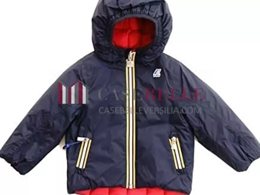 Immagine 4 di Attività commerciale in vendita  a Camaiore