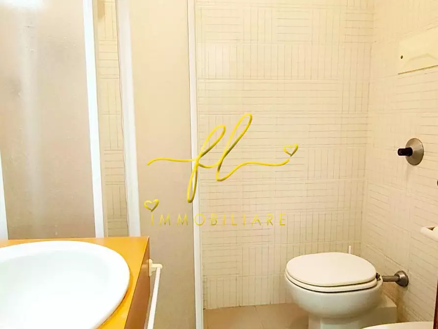 Immagine 10 di Appartamento in vendita  a Rosignano Marittimo