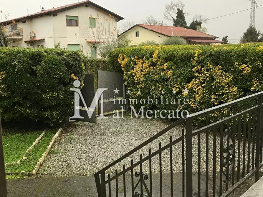 casa indipendente in vendita a Pietrasanta