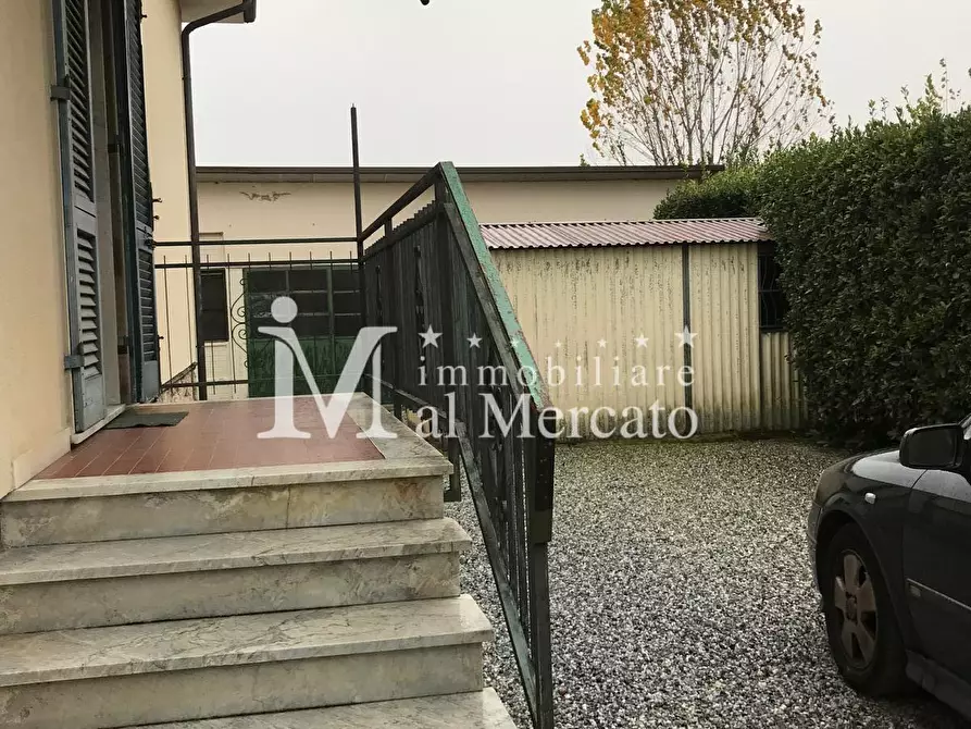 Immagine 6 di Casa indipendente in vendita  a Pietrasanta