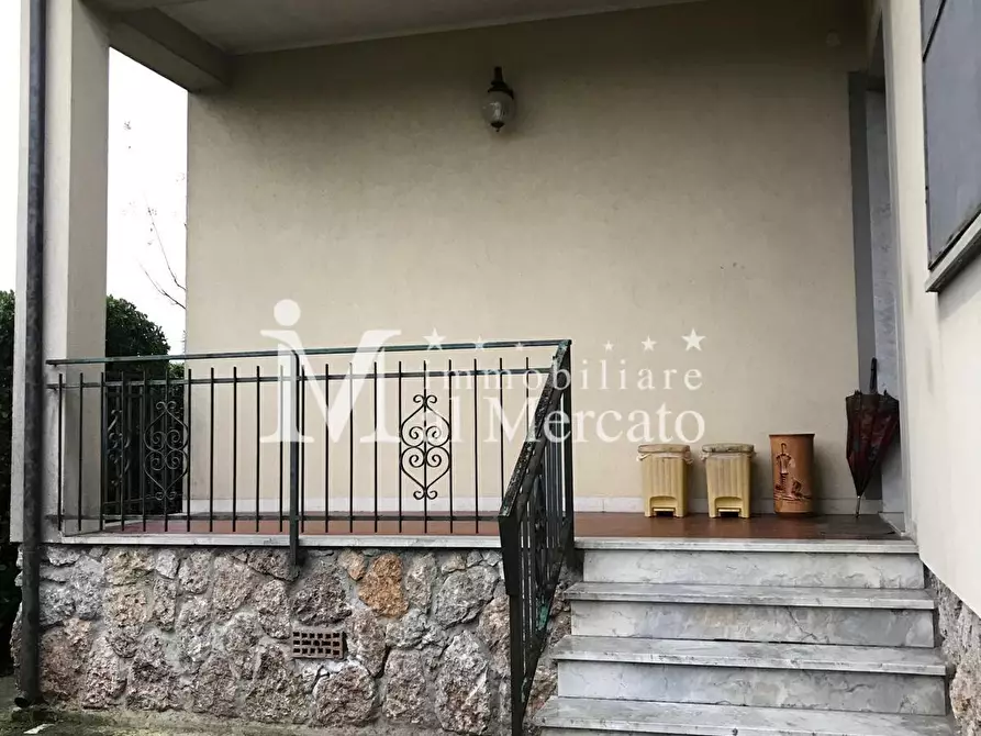 Immagine 8 di Casa indipendente in vendita  a Pietrasanta