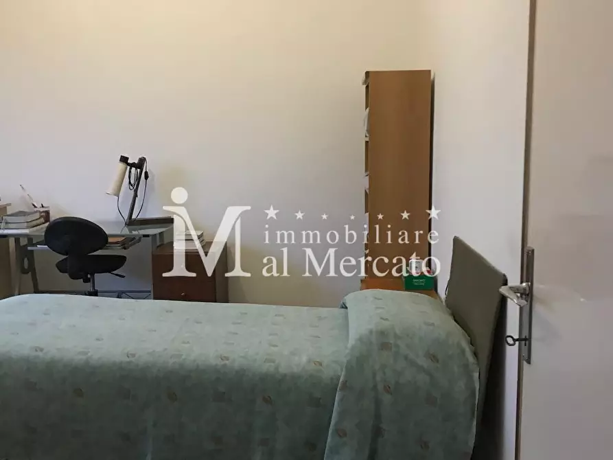 Immagine 28 di Casa indipendente in vendita  a Pietrasanta