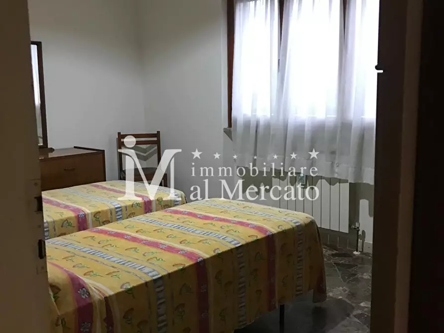 Immagine 32 di Casa indipendente in vendita  a Pietrasanta