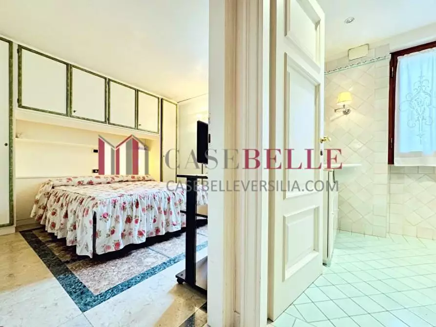 Immagine 27 di Appartamento in affitto  a Forte Dei Marmi