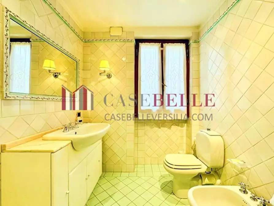 Immagine 31 di Appartamento in affitto  a Forte Dei Marmi