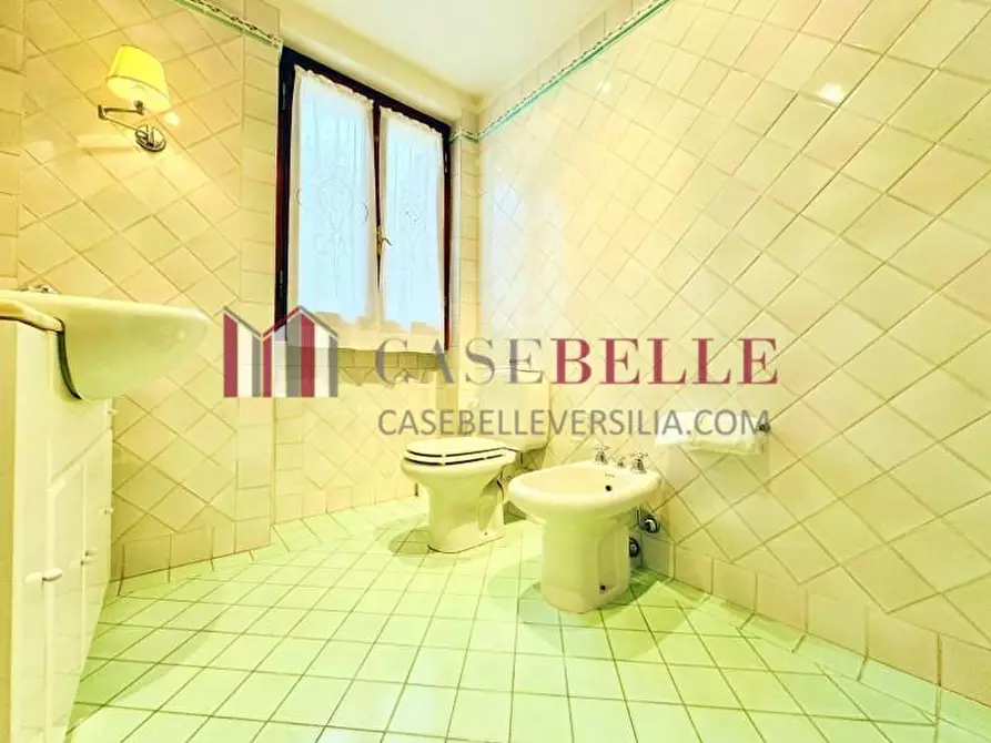 Immagine 30 di Appartamento in affitto  a Forte Dei Marmi