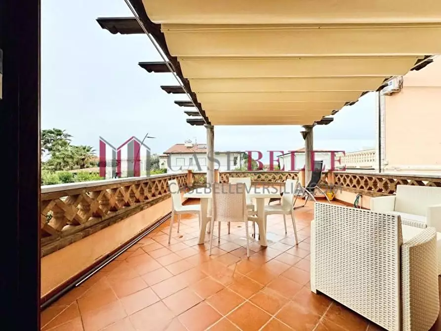 Immagine 13 di Appartamento in affitto  a Forte Dei Marmi