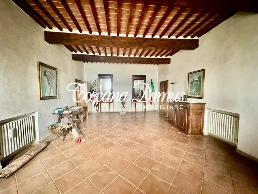 Immagine 31 di Villa in vendita  a Monteriggioni