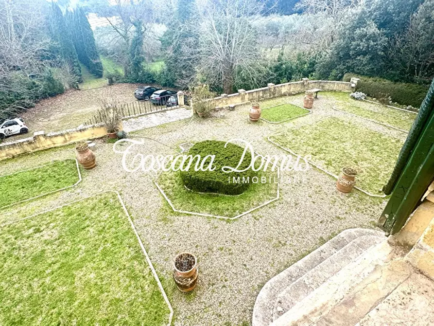 Immagine 8 di Villa in vendita  a Monteriggioni