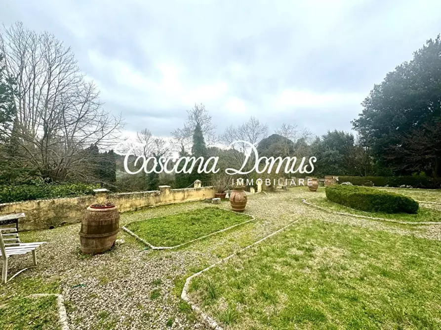 Immagine 16 di Villa in vendita  a Monteriggioni