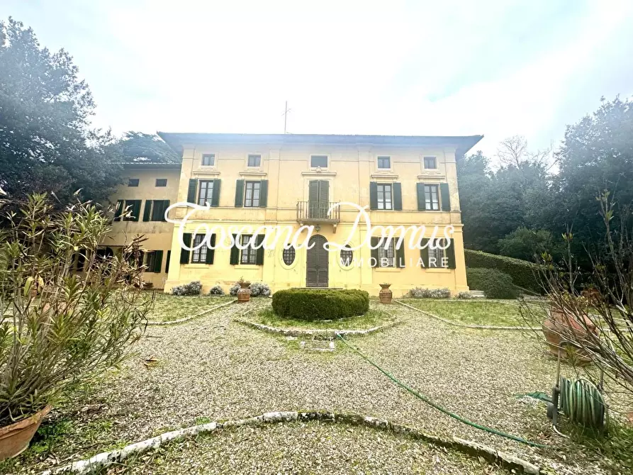 Immagine 1 di Villa in vendita  a Monteriggioni