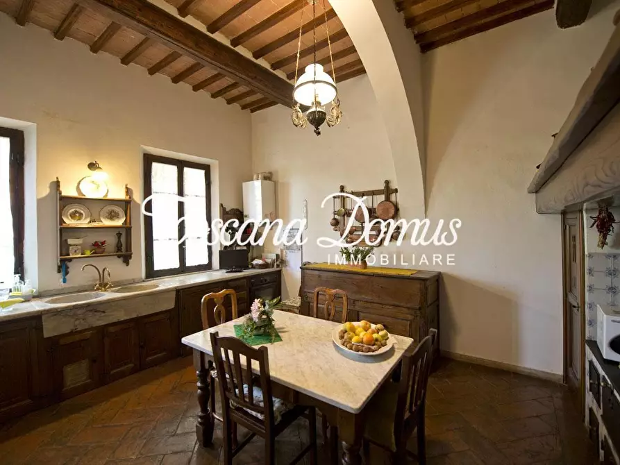 Immagine 38 di Villa in vendita  a Monteriggioni