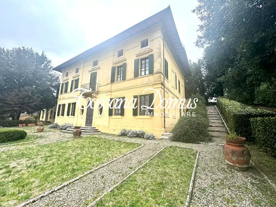 Immagine 3 di Villa in vendita  a Monteriggioni