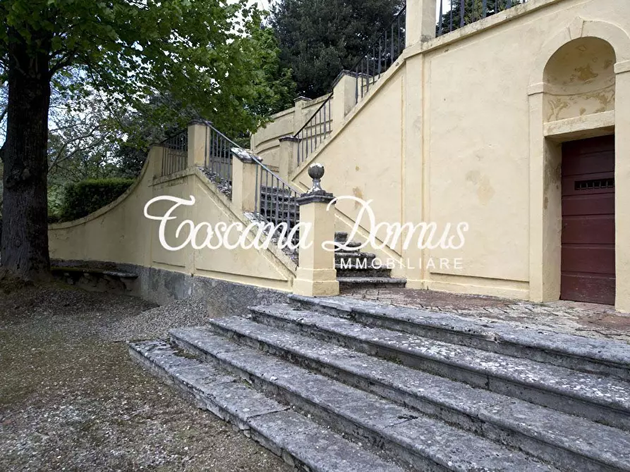 Immagine 18 di Villa in vendita  a Monteriggioni