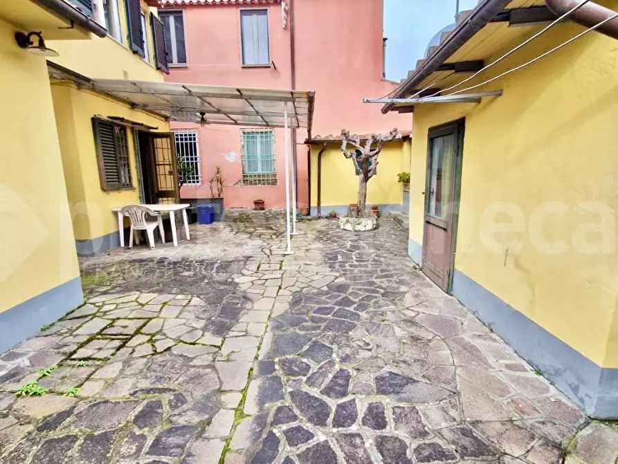 Immagine 18 di Appartamento in vendita  a San Giuliano Terme