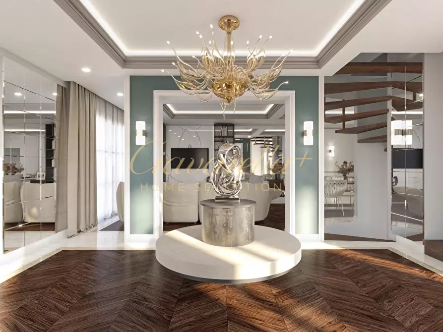 Immagine 10 di Villa in vendita  a Forte Dei Marmi