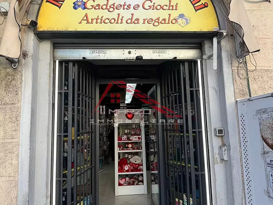 Immagine 2 di Attività commerciale in vendita  a Pisa